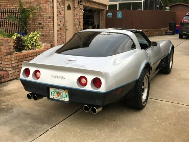 1981 Chevrolet Corvette - photo 5