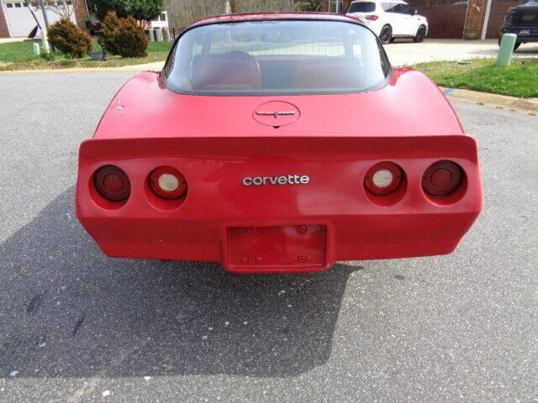 1981 Chevrolet Corvette - photo 10