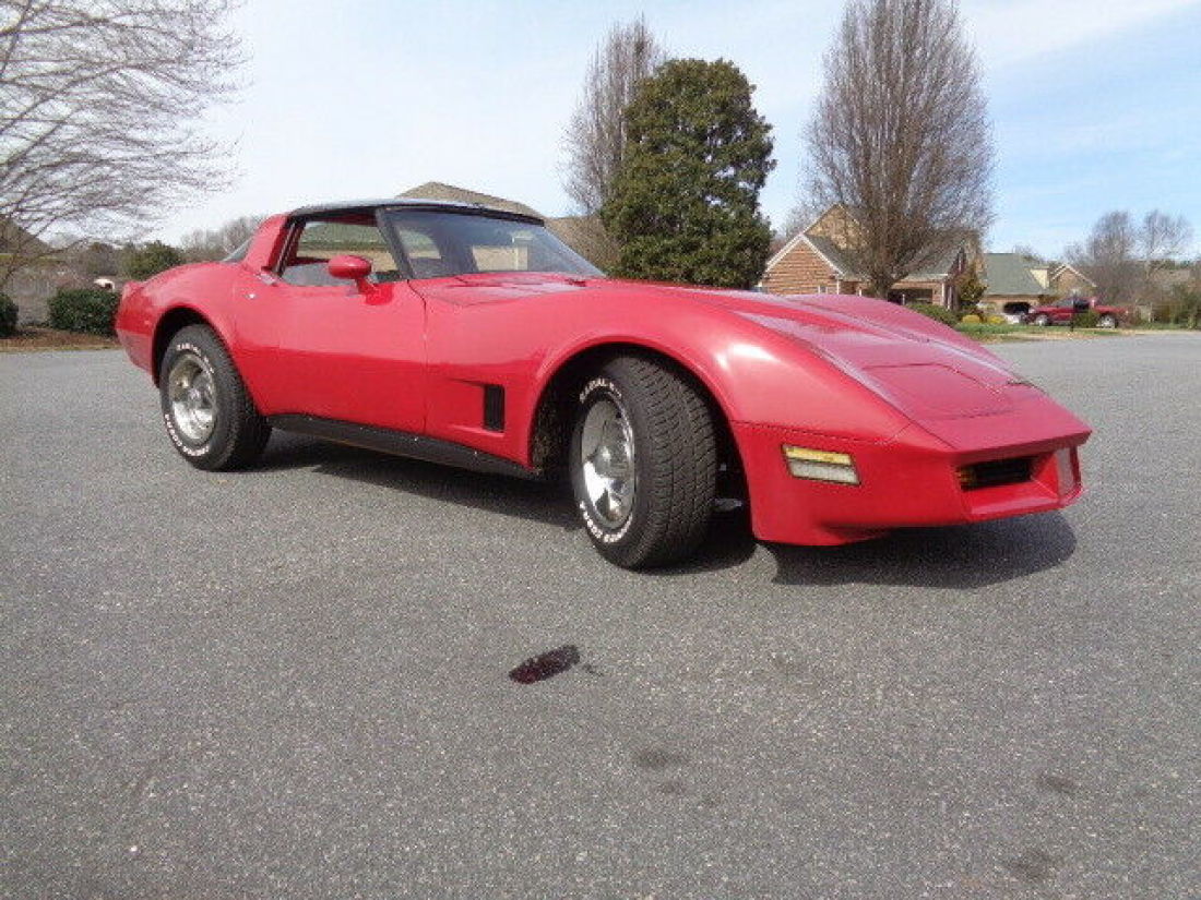 1981 Chevrolet Corvette - photo 2