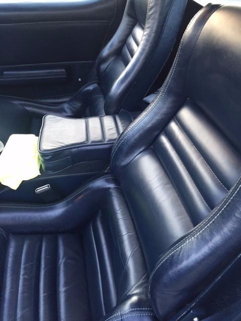 1981 Chevrolet Corvette leather - photo 4