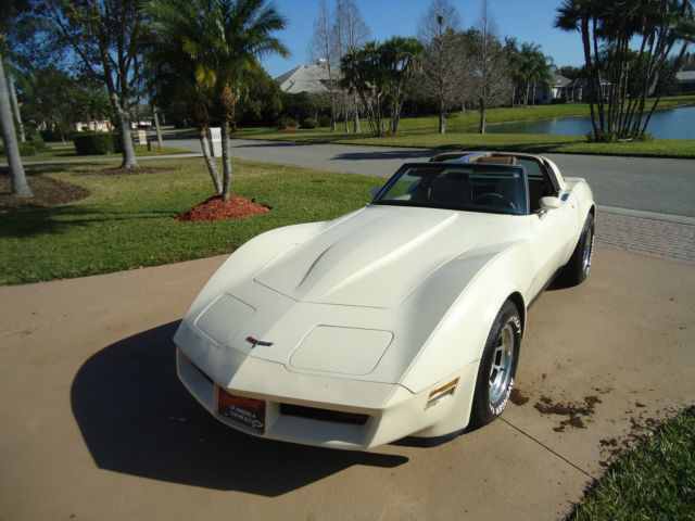 1981 Chevrolet Corvette - photo 2