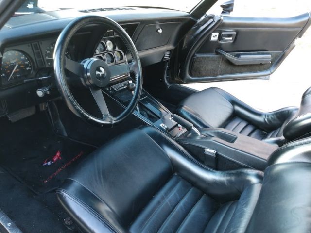 1981 Chevrolet Corvette - photo 13
