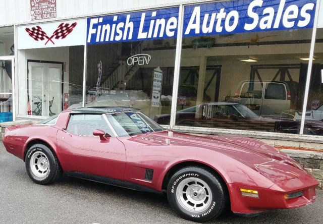 1981 CORVETTE, GREAT DRIVING SHAPE, LOADED W/OPTIONS, MIRROR T-TOPS, LOW RESERVE 1981 Chevrolet Corvette AFTERMARKET STEREO AMP & LOADED W/ OPTIONS