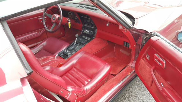 1981 Chevrolet Corvette AFTERMARKET STEREO AMP & LOADED W/ OPTIONS - photo 10
