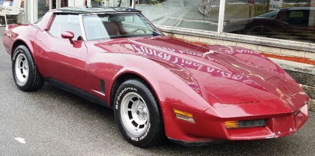 1981 Chevrolet Corvette AFTERMARKET STEREO AMP & LOADED W/ OPTIONS - photo 4