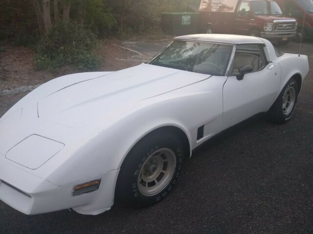 1981 Corvette numbers matching 350 automatic 55306 original miles alloy mags C3 1981 Chevrolet Corvette Corvette