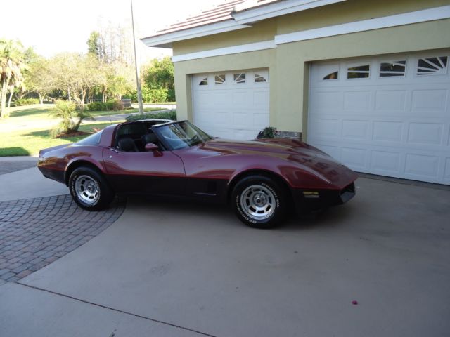 1981 Chevrolet Corvette BURGUNDY - photo 12