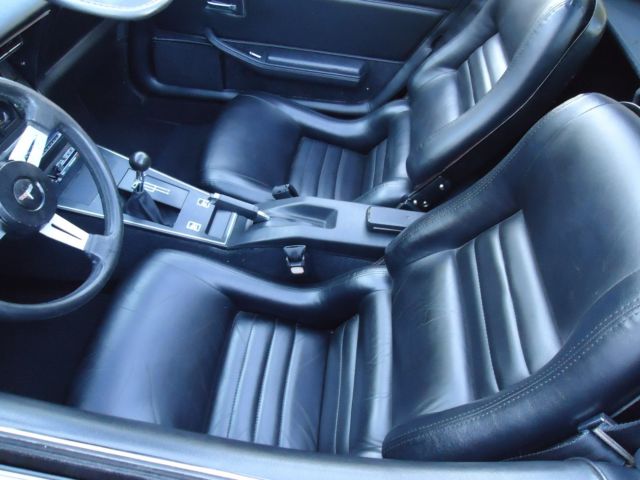 1981 Chevrolet Corvette BURGUNDY - photo 9