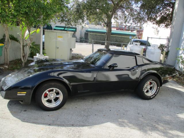 1981 Chevrolet Corvette - photo 3