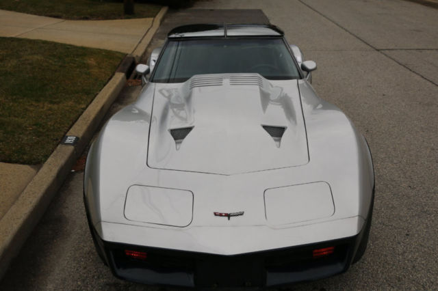 1981 Chevrolet Corvette - photo 4