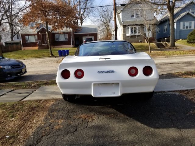 1981 Chevrolet Corvette T-TOPS - photo 4