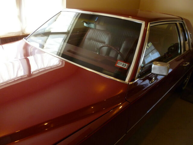 1981 Cadillac DeVille Leather - photo 4