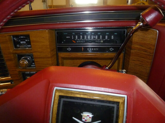 1981 Cadillac DeVille Leather - photo 5