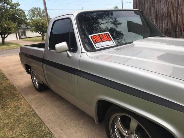 1981 Custom Chevy short wide, manual transmission, new engine, great condition 1981 Chevrolet C-10 Short Wide