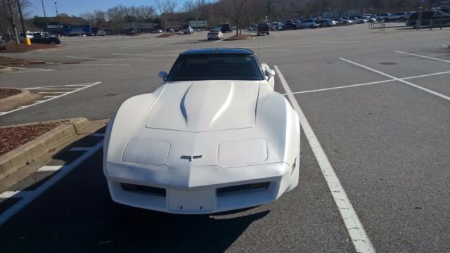 1981 Chevrolet Corvette - photo 2