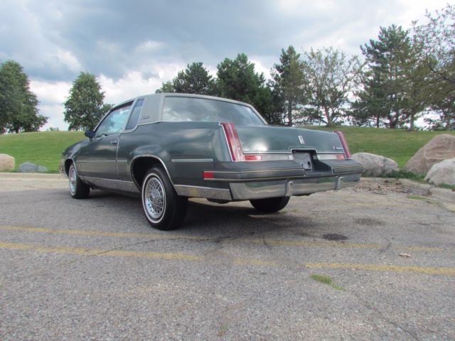 1981 Oldsmobile Cutlass Brougham 2 Door Coupe - photo 5