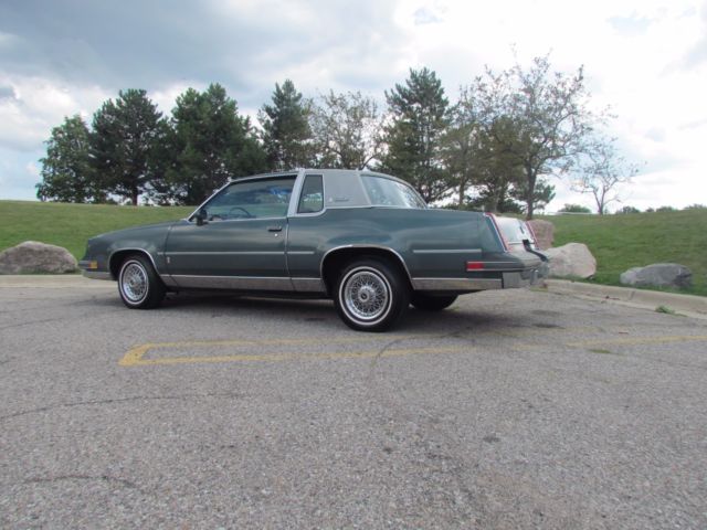 1981 Oldsmobile Cutlass Brougham 2 Door Coupe - photo 6