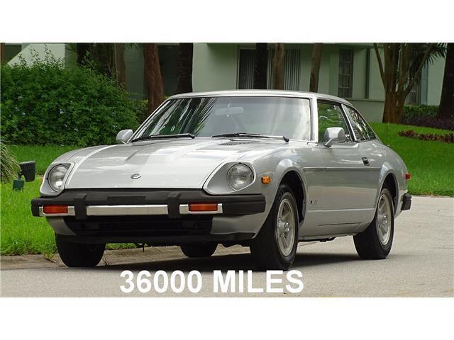 1981 DATSUN 20ZX 2+2 HATCHBACK SPORTS CAR 2 OWNER 36000 MILES RUNS N LOOKS GREAT 1981 Datsun Z-Series 2+2