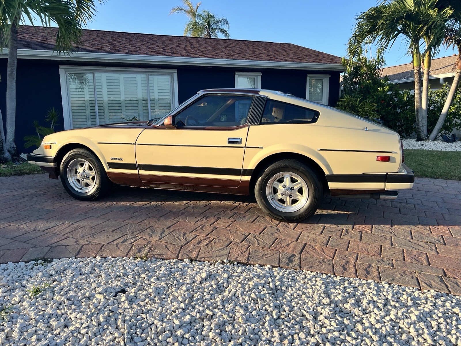 1981 Datsun 280 ZX - photo 11
