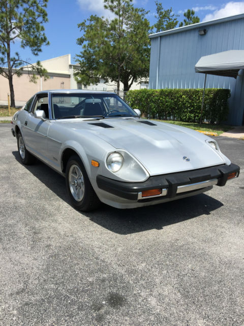 1981 Datsun 280ZX - photo 2
