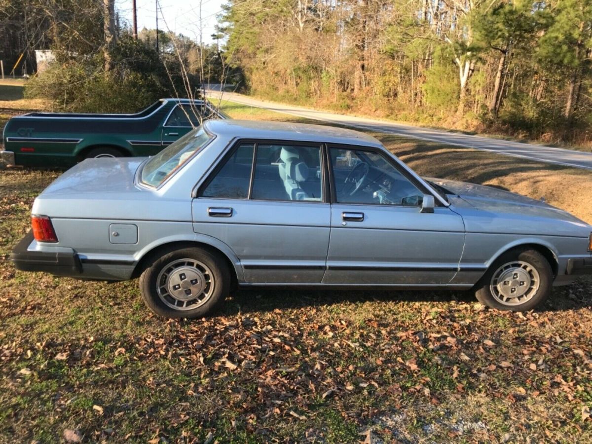 1981 Datsun 810 Maxima - photo 2