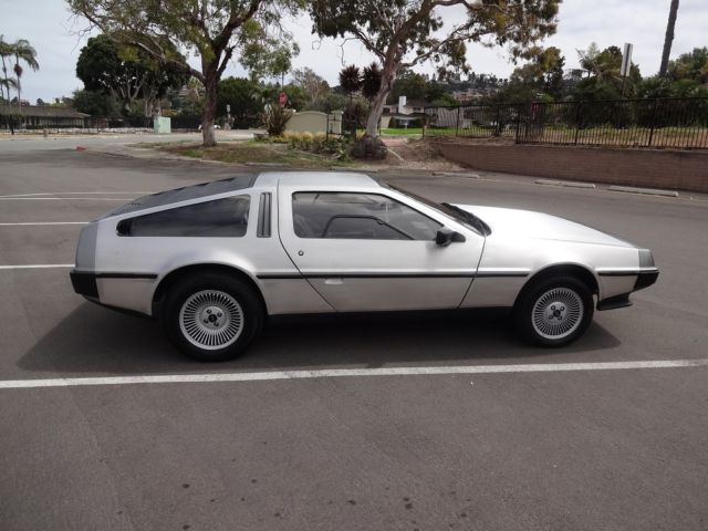 1981 DeLorean DMC 12