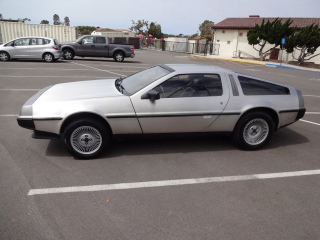 1981 DeLorean DMC 12 - photo 2