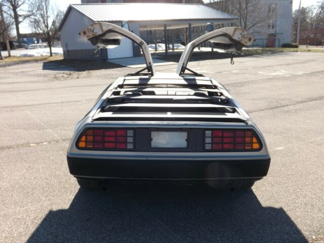 1981 DeLorean - photo 10