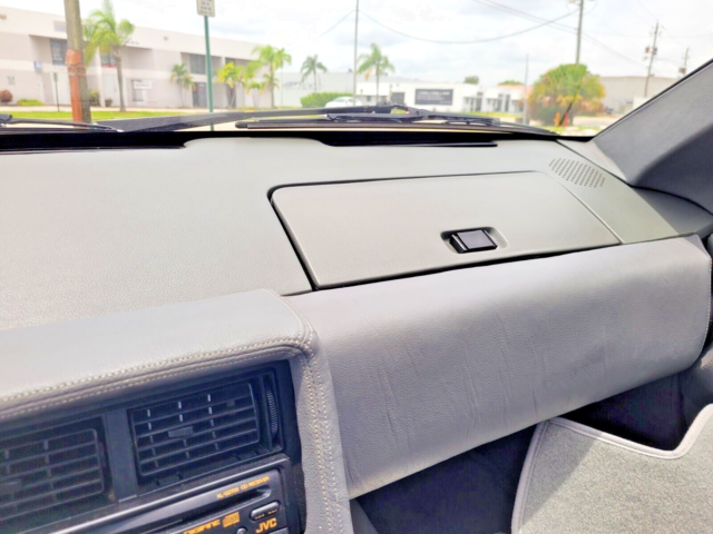 1982 DeLorean - photo 12