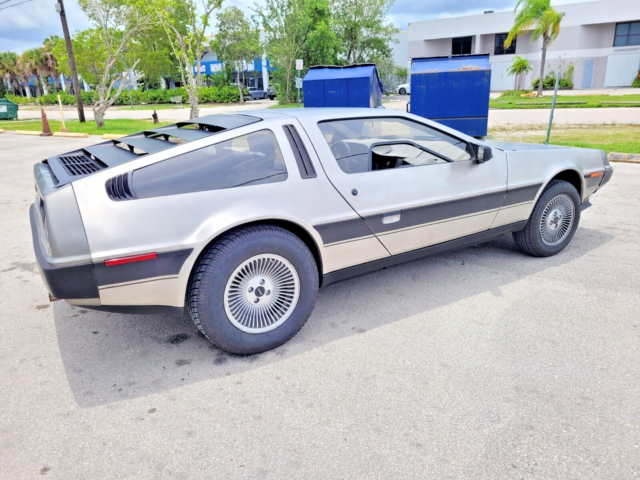 1982 DeLorean - photo 4