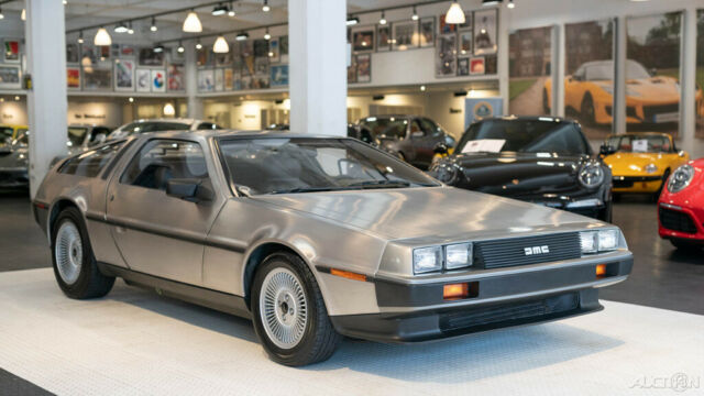 1981 DeLorean DMC-12 - photo 11