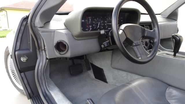 1981 DeLorean DMC12 - photo 13