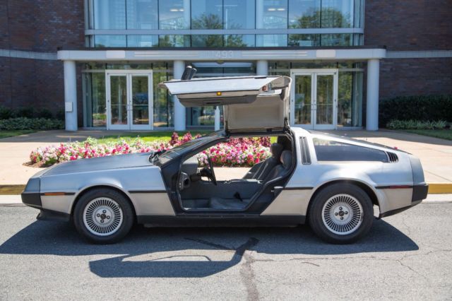 1981 DeLorean-Automatic, Grey Interior, Well Maintained and driven daily 1981 DeLorean DMC-12