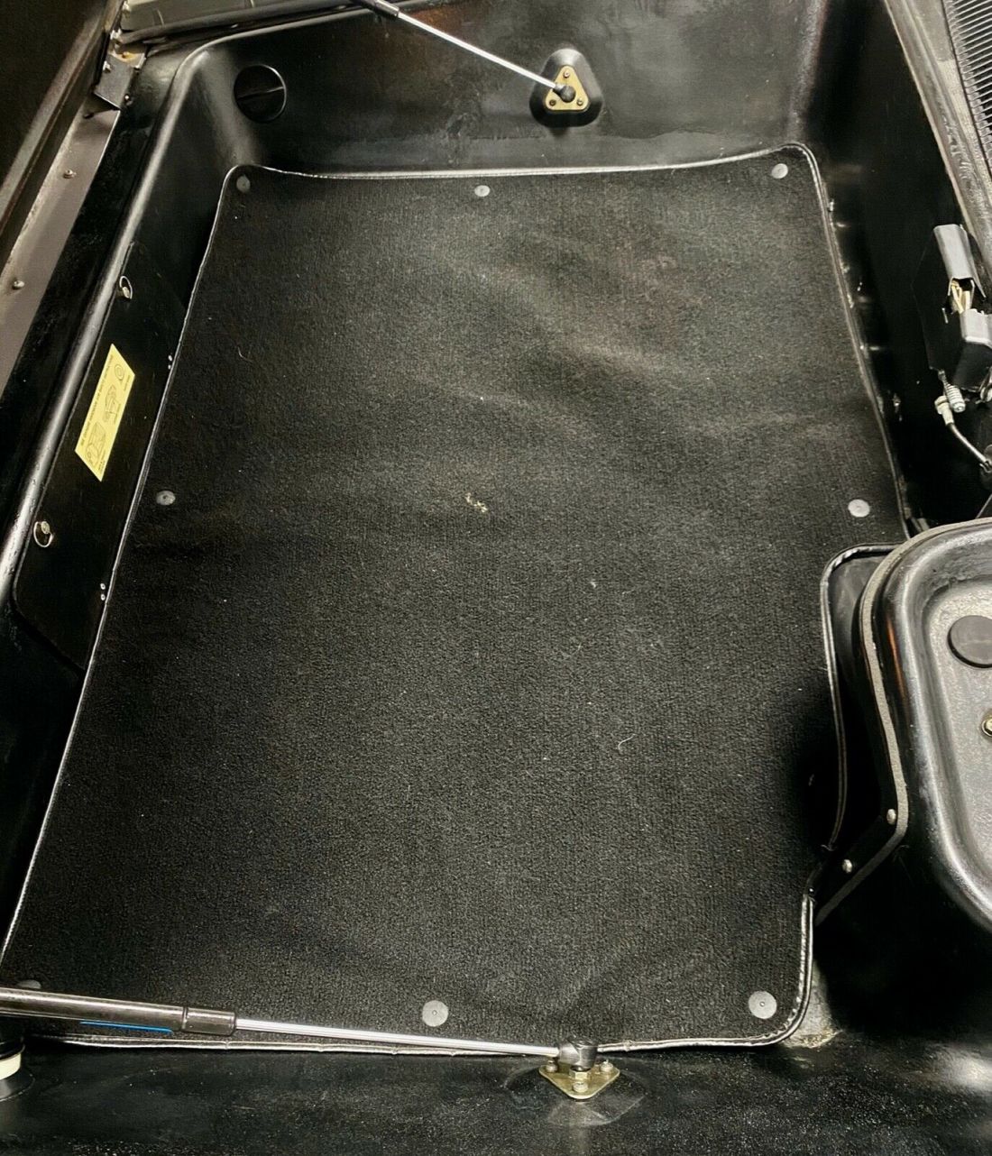 1981 DeLorean - photo 12