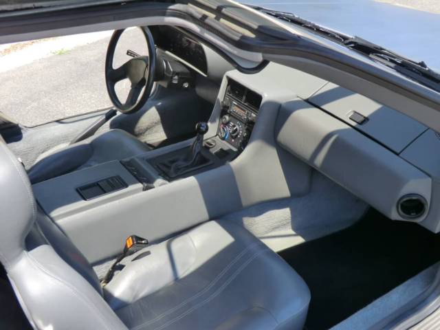 1981 DeLorean DMC-12 - photo 12