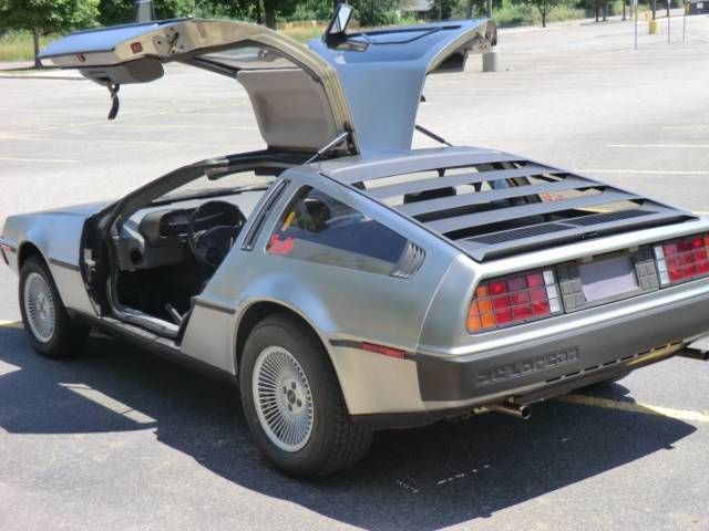 1981 DeLorean DMC-12 - photo 2