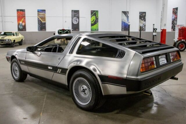 1981 DeLorean DMC-12 - photo 4