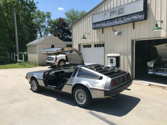 1981 DeLorean DMC-12 - photo 3