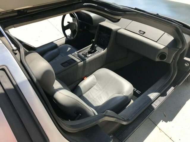 1981 DeLorean DMC-12 - photo 6