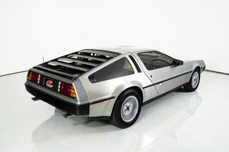 1981 DeLorean DMC-12 - photo 12