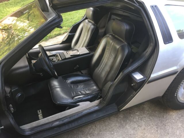 1981 DeLorean DMC-12 - photo 3