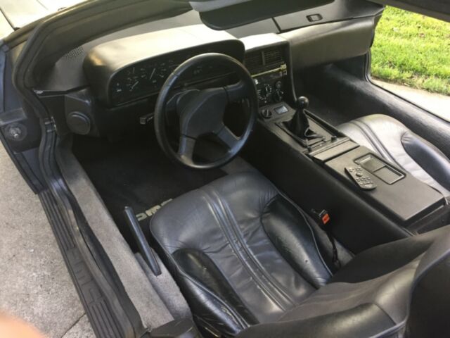 1981 DeLorean DMC-12 - photo 4