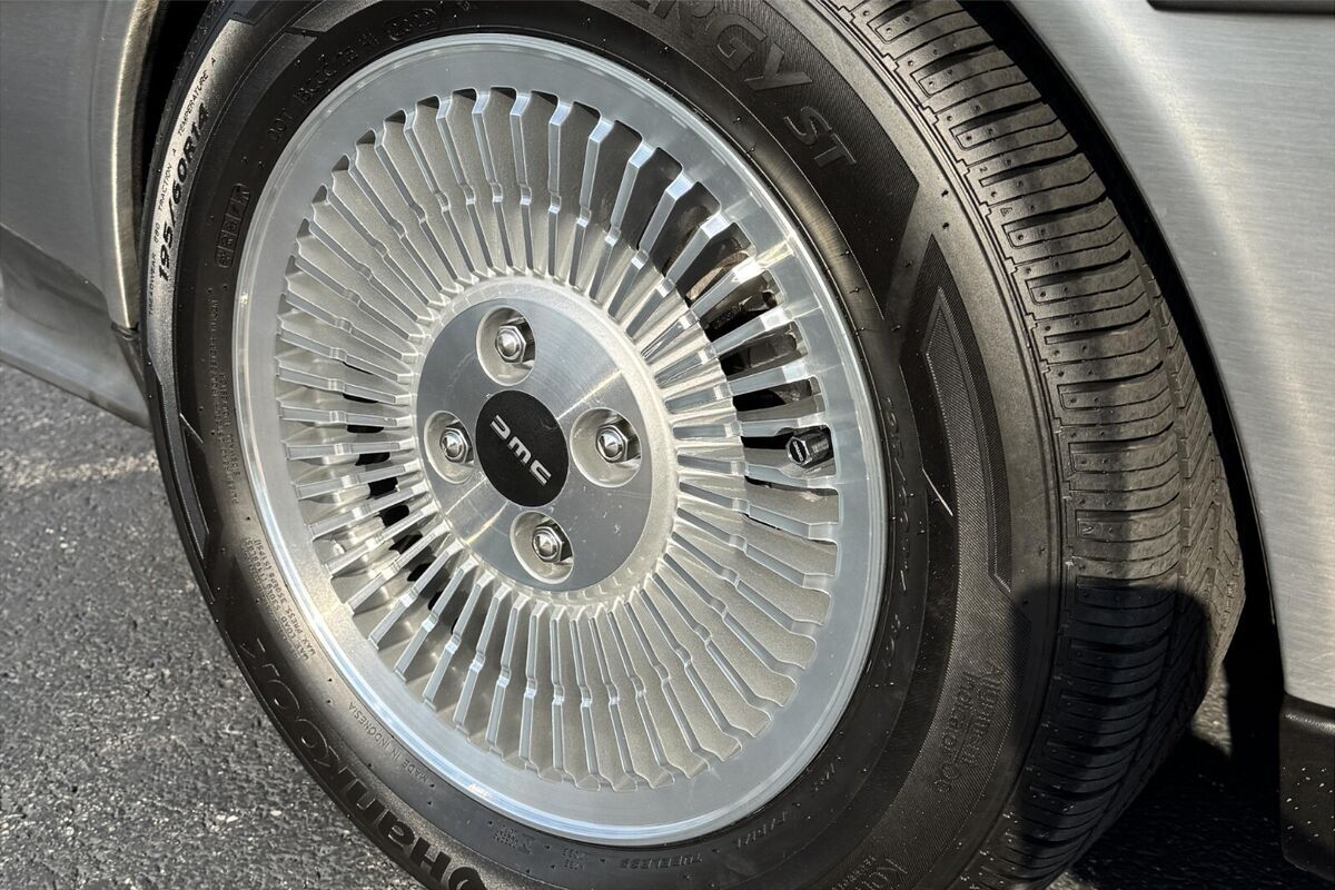 1981 DeLorean DMC-12 - photo 13