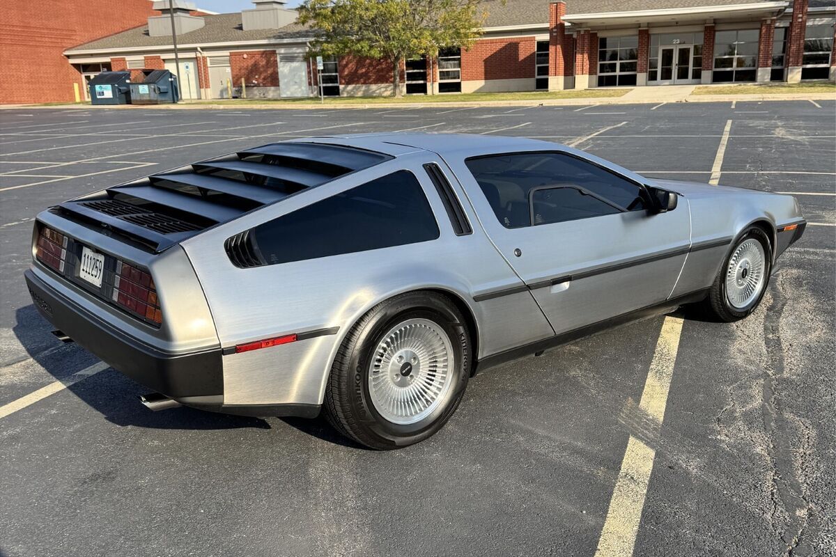 1981 DeLorean DMC-12 - photo 5