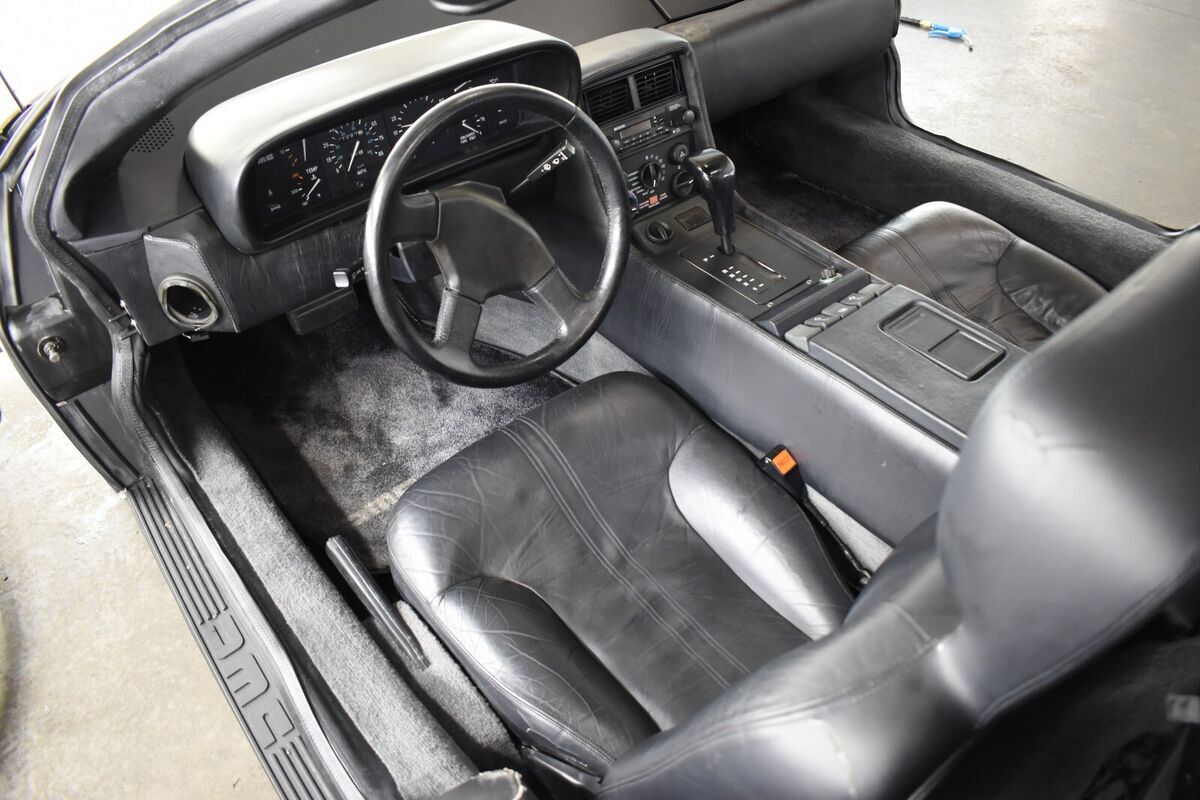 1981 DeLorean DMC-12 - photo 11