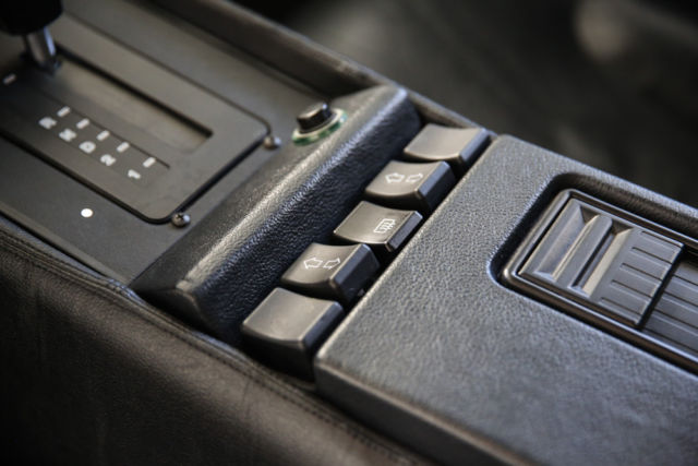 1981 DeLorean DMC-12 - photo 8