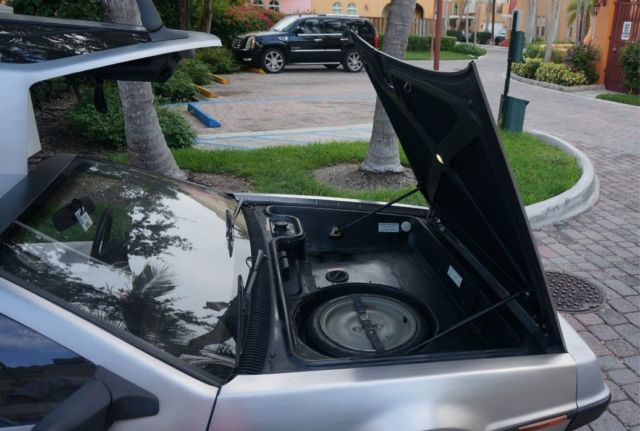 1981 DeLorean DMC-12 - photo 8