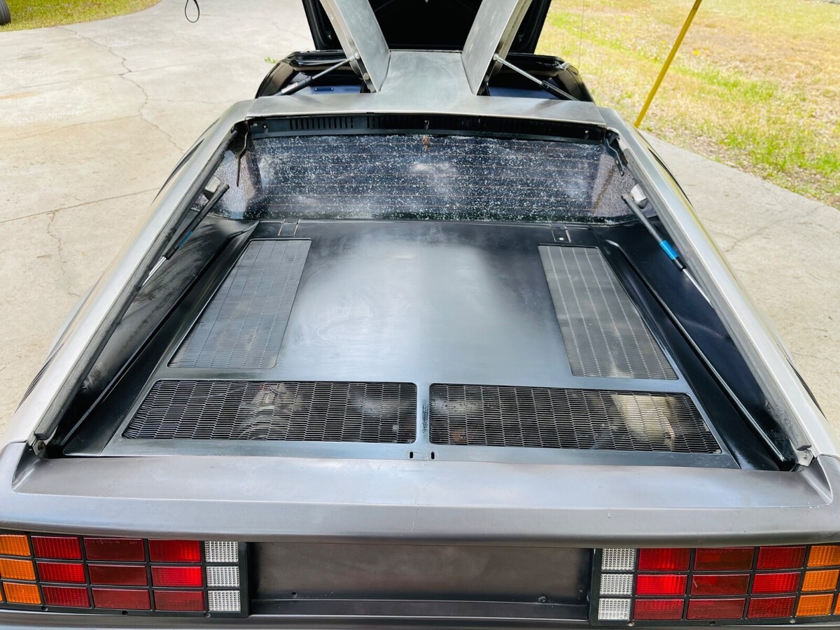 1981 DeLorean DMC 12 - photo 10