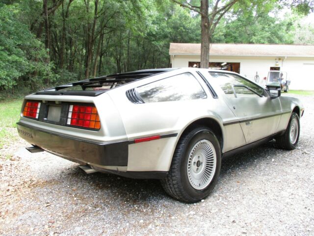 1981 DeLorean DMC - photo 10
