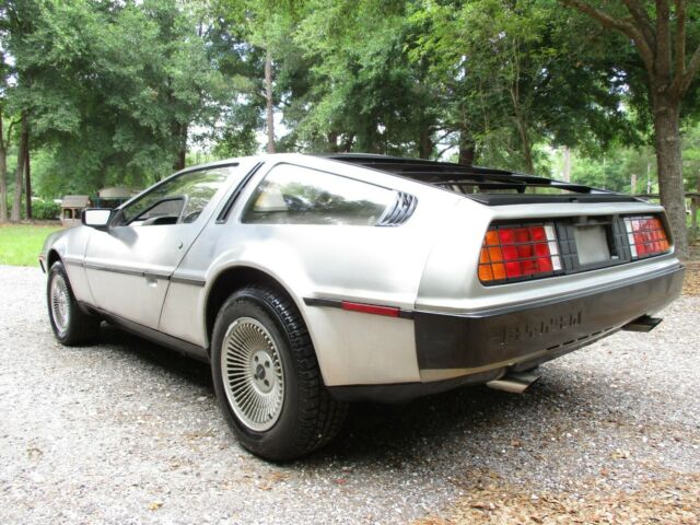 1981 DeLorean DMC - photo 12